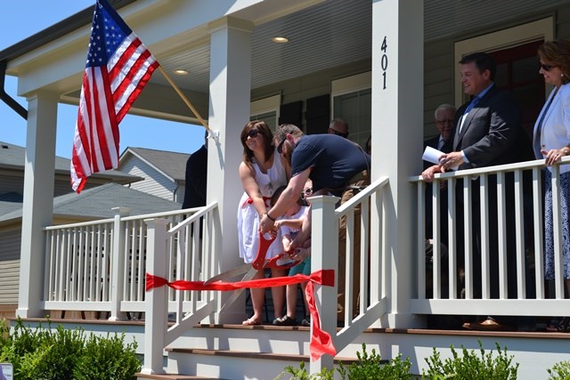 Ribbon Cutting.jpg