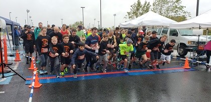 Runners at the Halloween 5K in Embrey Mill