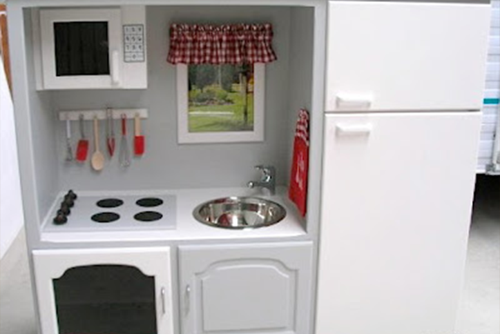 TV hutch to play kitchen